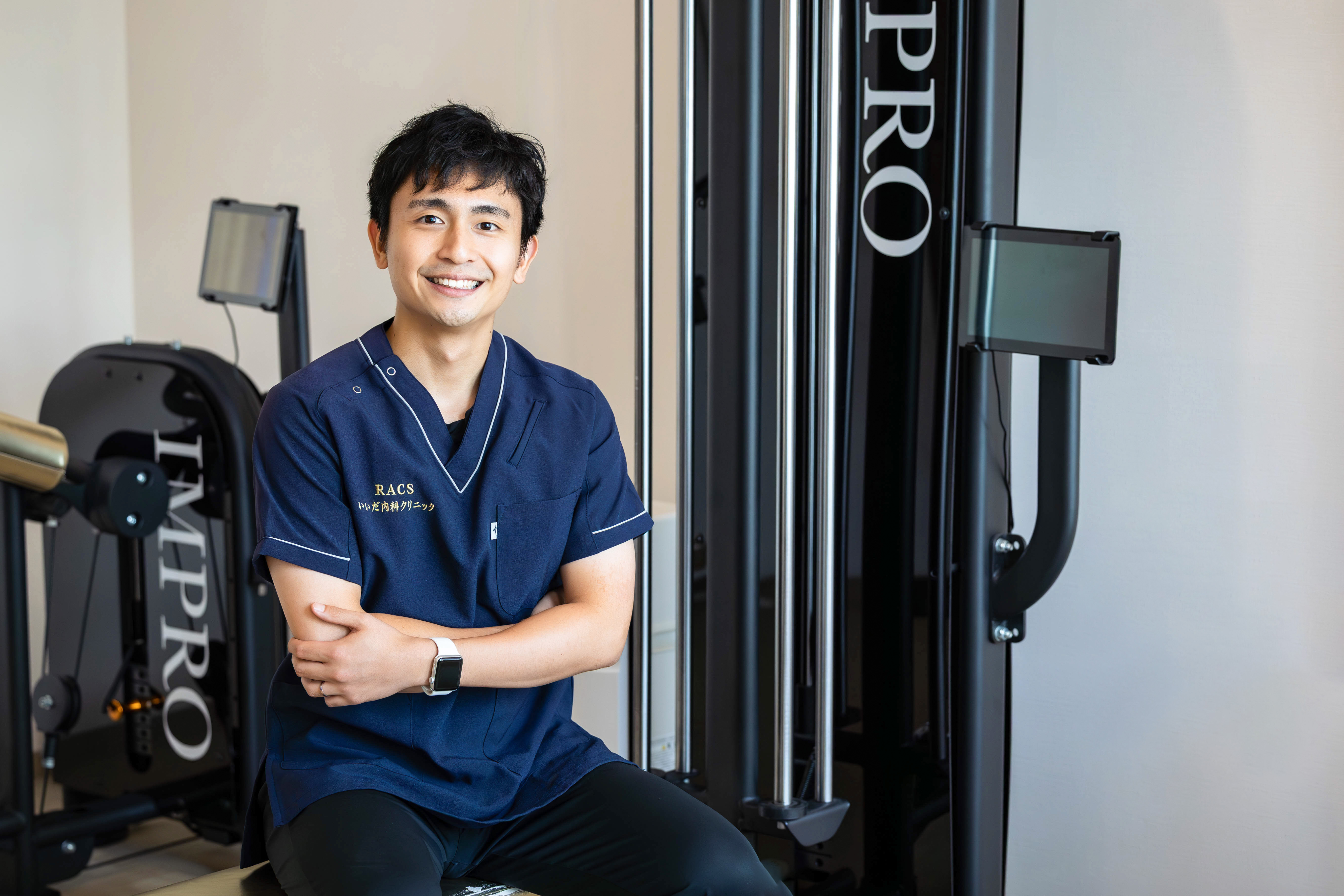 トレーナー 小松 由弥